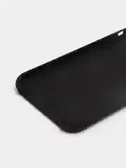 Черный чехол силиконовый для iPhone