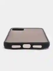 Черный чехол на Iphone 11