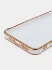 Белый чехол на iPhone 11 Pro Max