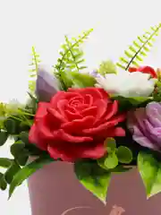 Розовый букет из мыла в виде ягод и цветов, подарочный набор ручной работы,подарок учителю,коллеге
