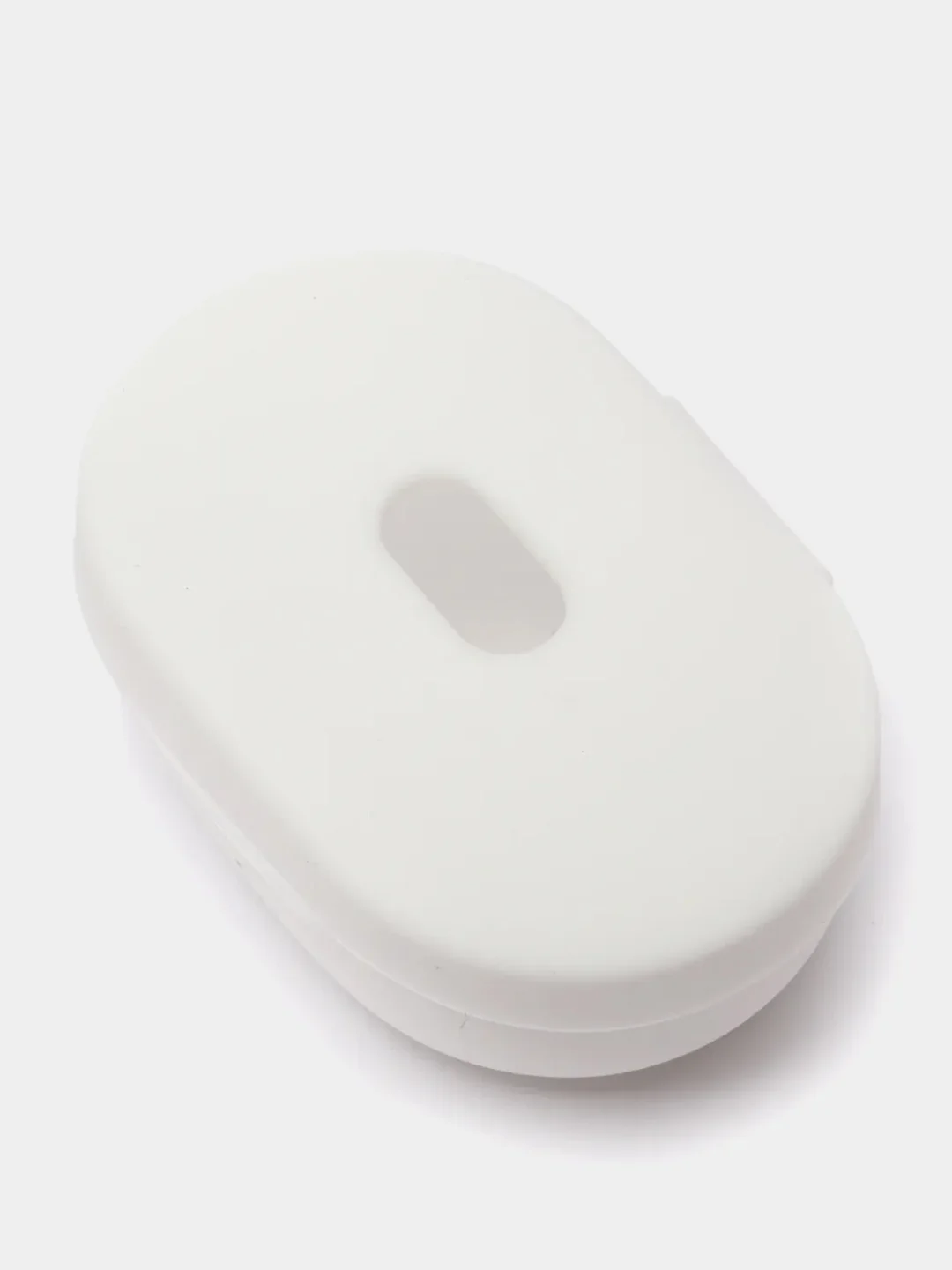 Белый чехол силиконовый для беспроводных наушников Xiaomi Redmi AirDots / AirDots 2