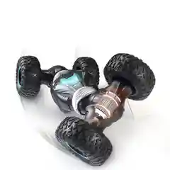 Трюковая радиоуправляемая машинка Твист багги 4WD, полный привод
