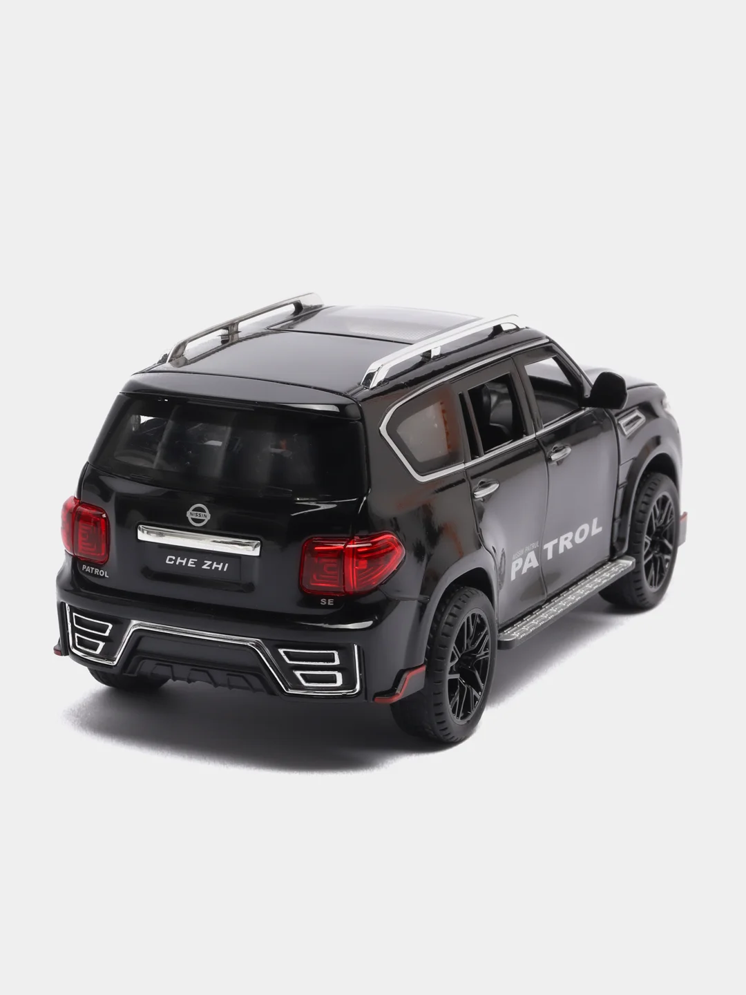 Черный металлическая машинка Che Zhi 1:24 Nissan Patrol 21 , инерционная