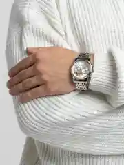 Белый наручные мужские часы OLEVS