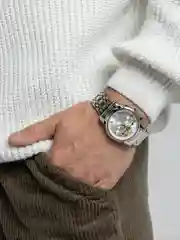 Белый наручные мужские часы OLEVS