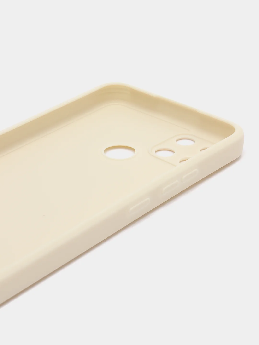 Молочный чехол Realme C21Y / C25Y силиконовый с защитой камеры ( Реалми С21У С25У )