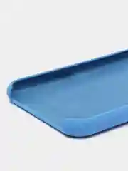 Небесно-голубой чехол для iPhone