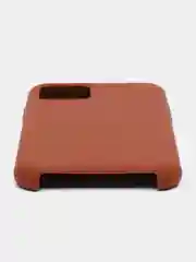 Коричневый чехол для iPhone