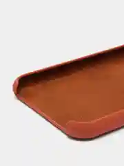 Коричневый чехол для iPhone