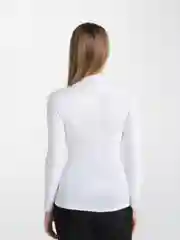 Белый водолазка женская