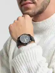 Черный наручные мужские часы OLEVS