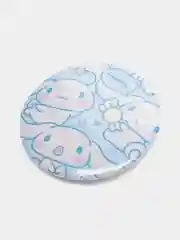 Кремовый значки Hello Kitty, Kuromi, Little Twin Stars, Badtz-Maru и другие