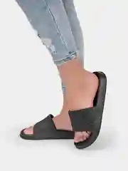Черный сланцы женские