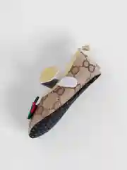 Золотой пинетки для новорождённых