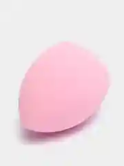 Розовый спонж для макияжа