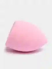 Розовый спонж для макияжа