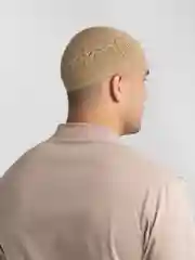 Бежевый тюбетейка вязаная