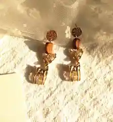 Серьги-гвоздики Wood, с подвеской в форме оленя