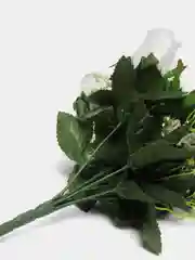 Белый искусственные розы, букет, 12 шт