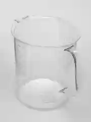 Прозрачный мерный стакан