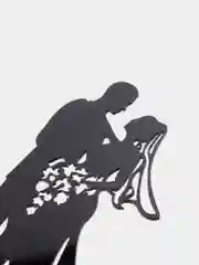 Черный топпер для свадебного торта молодожены "Мистер и Миссис"