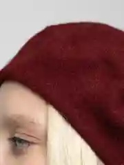 Белый берет