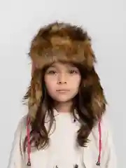 Вишнёвый шапка для девочки зимняя, шесть цветов