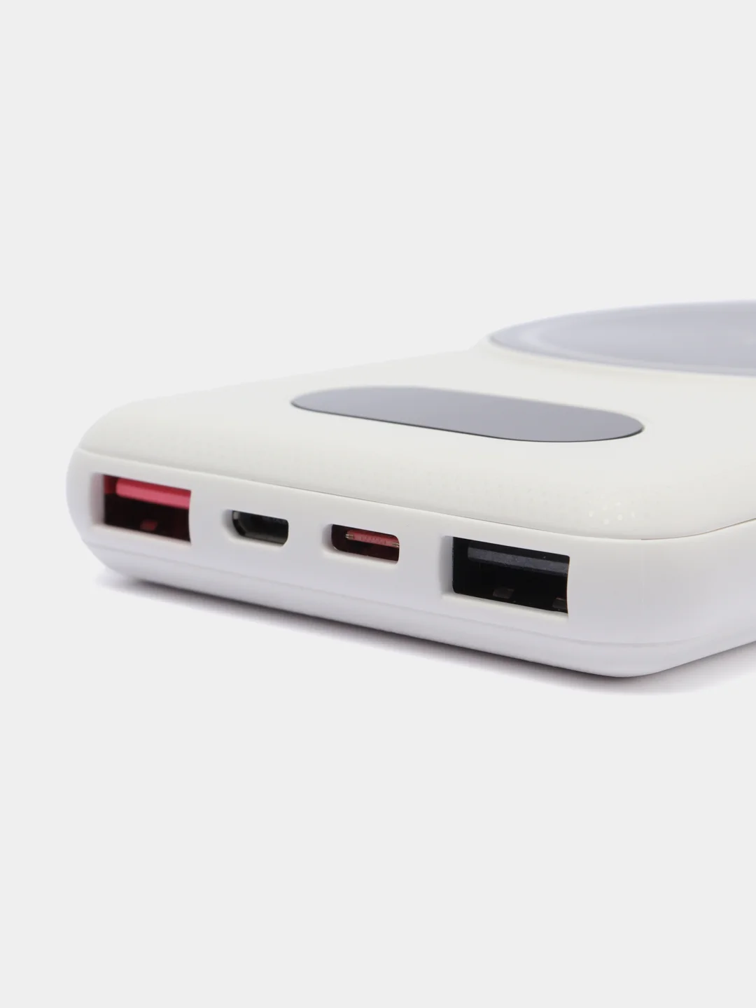 Белый power Bank More Choice PB70S, 10 000 мАч, 3 USB с быстрой зарядкой 3.0A