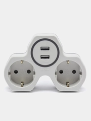 Cетевой разветвитель на два выхода с заземляющим контактом и двумя USB выходами 250V. 16A