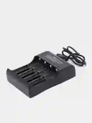 Зарядное устройство для аккумуляторов Li-ion 3.7V