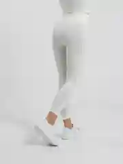 Слоновая кость женский спортивный комплект