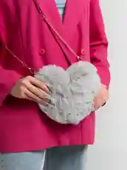Серый женская сумка "Сердце", плюшевая, через плечо, с цепочкой