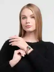 Зеленый наручные женские часы OLEVS