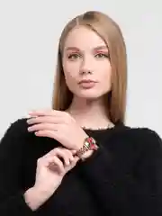 Красный наручные женские часы OLEVS
