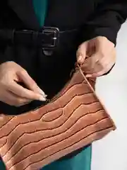 Коралловый меланж стильная женская сумка из экокожи, сумка хобо с имитацией крокодиловой кожи, кросс боди