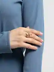 Золотой кольцо "Бабочка на пальце"