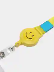 Желтый бейдж с лентой для пропуска, прозрачный