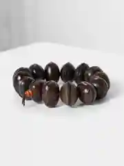 Черный браслет из семян