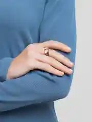 Коричневый кольцо акриловое