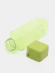 Зеленый бутылка для воды