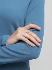Белый акриловое кольцо