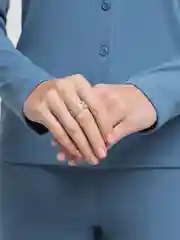 Белый акриловое кольцо
