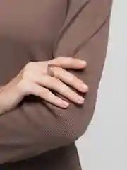 Бежевый кольцо акриловое