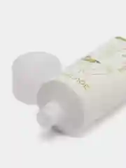Салатовый корейский крем для ног Lebelage с маслом оливы, 100 мл