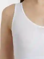 Белый топ женский