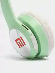 Зеленый беспроводные полноразмерные наушники с микрофоном