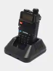 Черный рация Baofeng UV-5R с гарнитурой