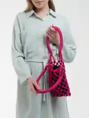 Фуксия сумка мини плетённая