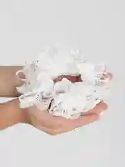 Белый резинка для волос белая