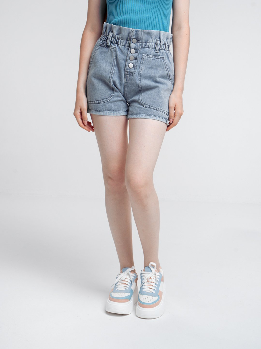 Джинсовые шорты женские купить в интернет-магазине OZON